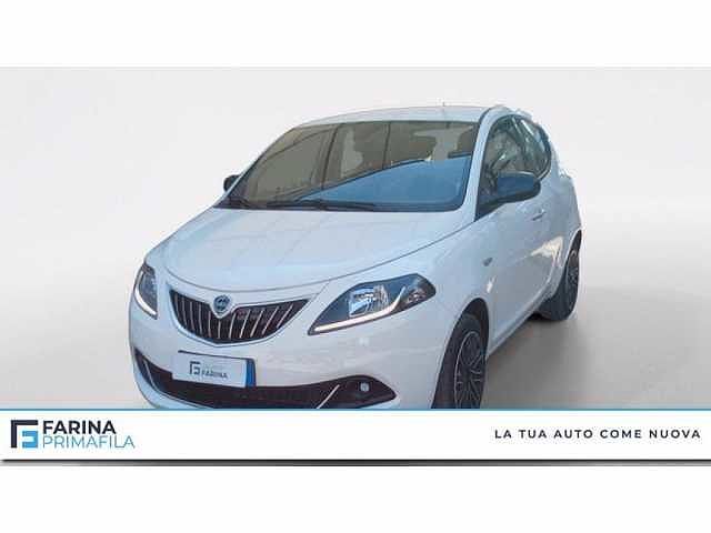 Lancia Ypsilon 1.0 FireFly 5 porte S&S Hybryd Gold