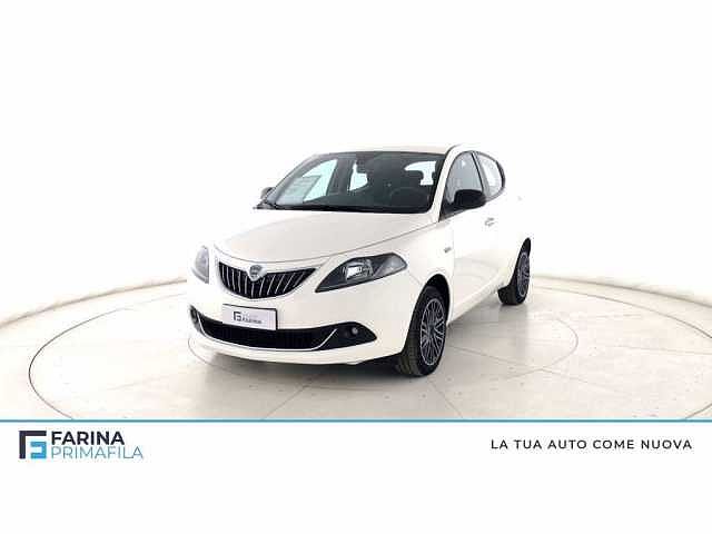 Lancia Ypsilon 1.0 Hybrid Gold