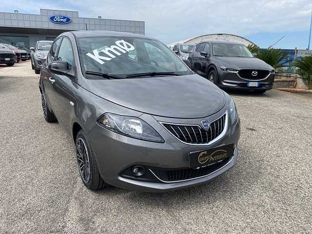 Lancia Ypsilon 1.0 FireFly 5 porte  Hybrid Gold