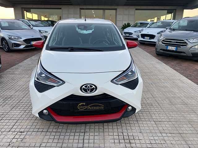 Toyota Aygo Connect 1.0 VVT-i 72 CV 5 porte