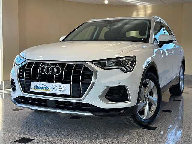 Audi Q3 35 TFSI Business Advanced