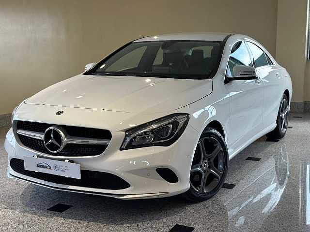 Mercedes-Benz CLA 200 d Automatic Business