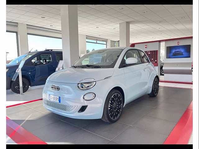 Fiat 500 La Prima 500e 42 kwh icon +