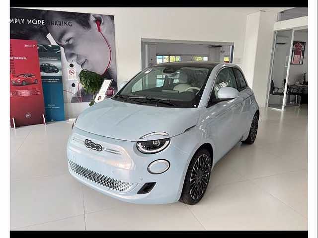 Fiat 500e La Nuova 500 Serie1 La Nuova 500 - La Prima Berlina