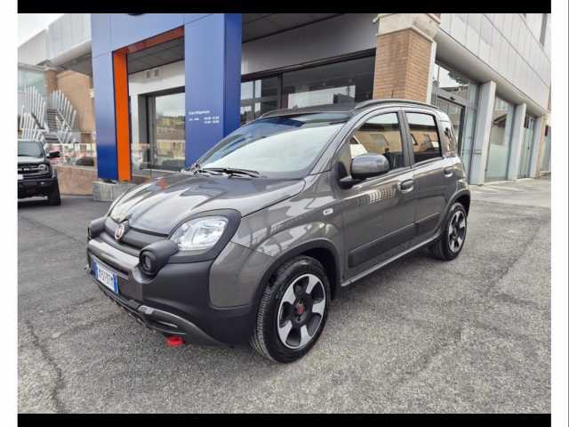 Fiat Panda 1.0 firefly hybrid city cross s&s 70cv 5p.ti