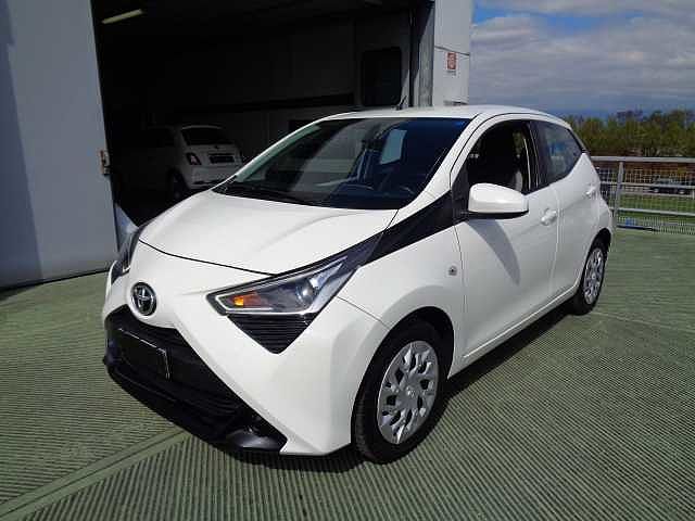 Toyota Aygo Connect 1.0 VVT-i 72CV 5 porte x-business