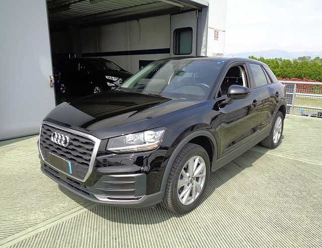 Audi Q2 30 TDI Business