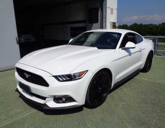 Ford Mustang Fastback 2.3 Aut.Ecoboost da Mar-Auto .