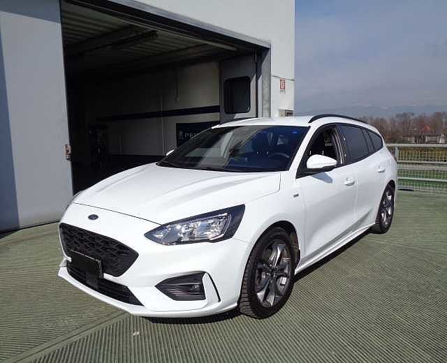 Ford Focus 1.0 EcoBoost Hybrid 125CV SW ST Line