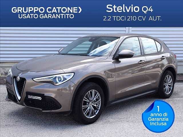 Alfa Romeo Stelvio 2.2 Turbodiesel 210 CV AT8 Q4 Executive