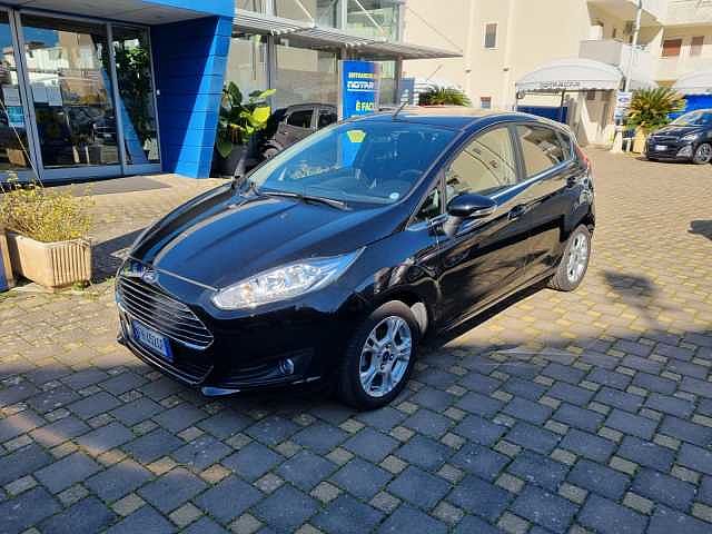 Ford Fiesta 6ª serie 1.5 TDCi 75CV 5 porte Titanium