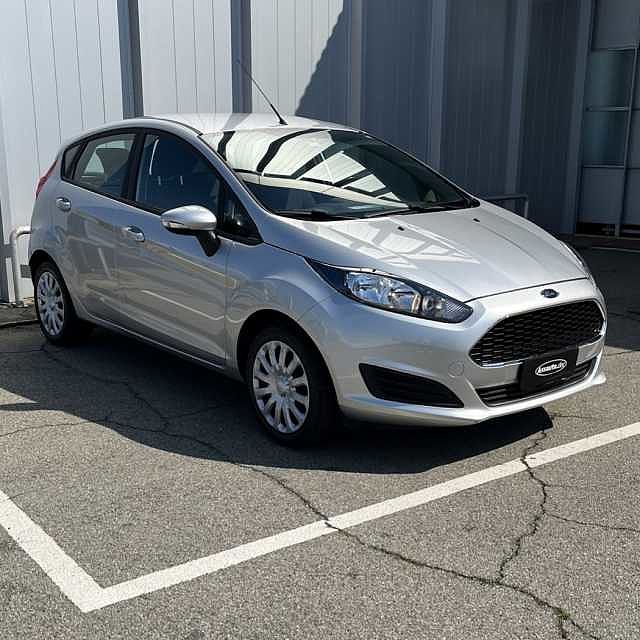 Ford Fiesta 6ª serie 1.0 EcoBoost 100CV 5 porte Powershift Titanium da Nuova Assauto .