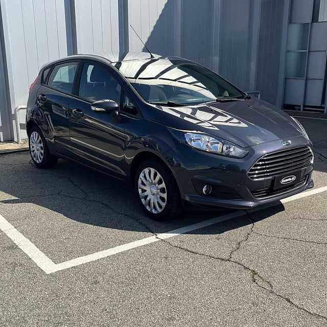 Ford Fiesta 6ª serie 1.2 60CV 5 porte da Nuova Assauto .