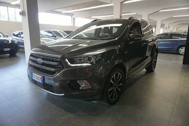 Ford Kuga 2ª serie 2.0 TDCI 120 CV S&S 2WD ST-Line da Stracciari .