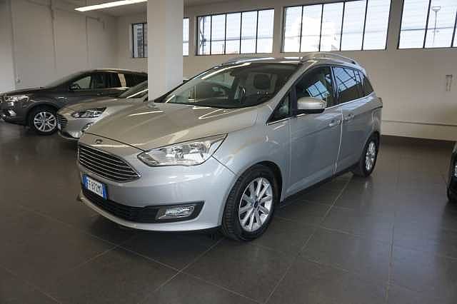 Ford C-Max 2ª serie C-Max7 1.5 TDCi 120CV Start&Stop Titanium da Stracciari .