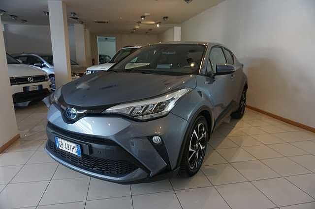 Toyota C-HR 1.8 Hybrid E-CVT Trend da Stracciari .