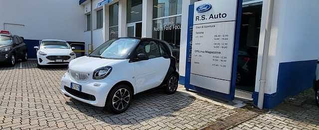 Smart fortwo 2ª serie 1000 52 kW MHD coupé passion