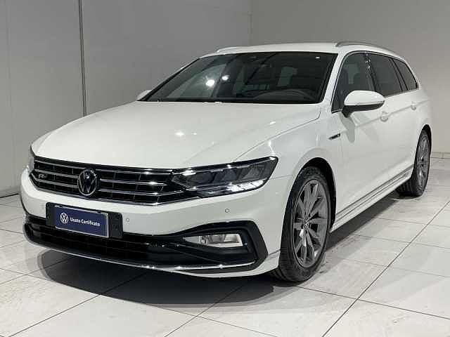 Volkswagen Passat Variant 8ª serie 2.0TDI EVO DSG Executive R-LINE - IVA DEDUCIBILE - -
