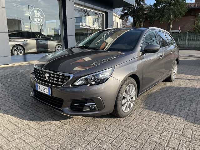 Peugeot 308 BlueHDi 130 EAT8 SW Allure **35.000KM**