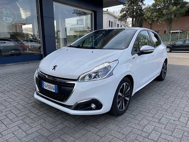 Peugeot 208 BlueHDi 100CV  5 porte Signature