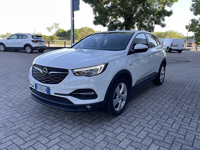 Opel Grandland X 1.6 Diesel 110 cv da Carlo Mara Silcar