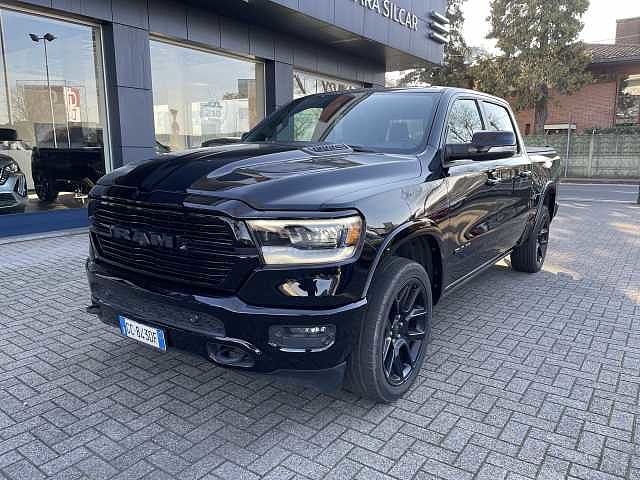 Dodge RAM 1500 LARAMIE SPORT 5700 V8 HEMI NIGHT EDITION