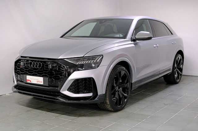 Audi Q8 RS TFSI V8 quattro tiptronic