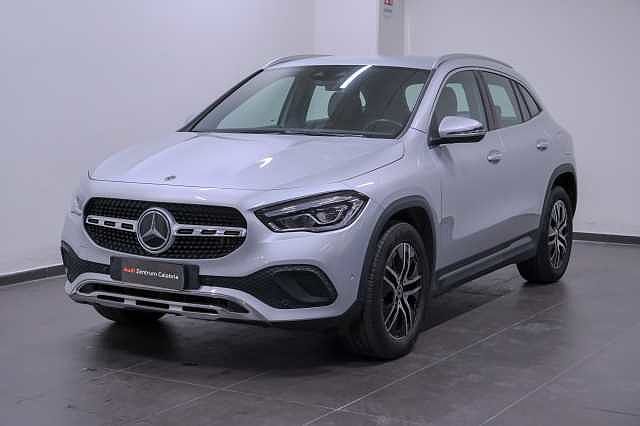 Mercedes-Benz GLA 250 e Plug-in hybrid Automatic Premium