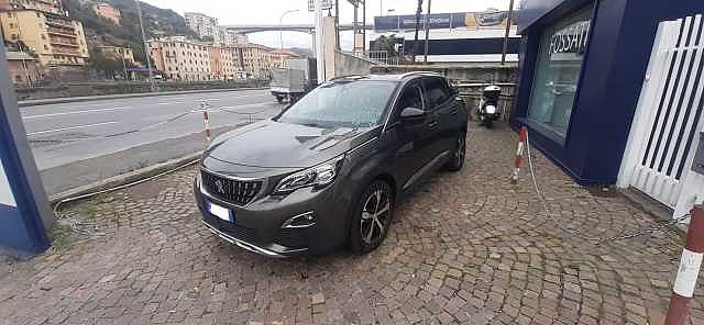 Peugeot 3008 2ª serie BlueHDi 120 S&S EAT6 ALLURE da FOSSATI AUTO S.r.l.