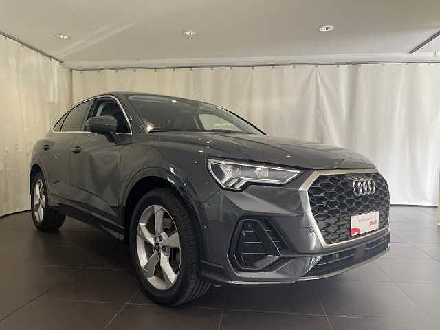 Audi Q3 2ª serie SPB 45 TFSI e S tronic Business Plus