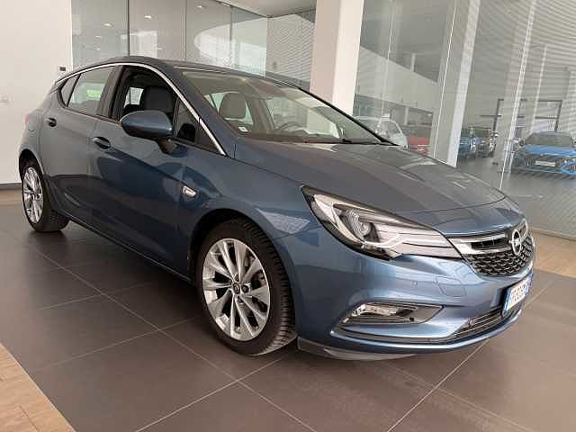 Opel Astra 1.6 CDTI 136 CV Astra 1.6 CDTI 136 CV