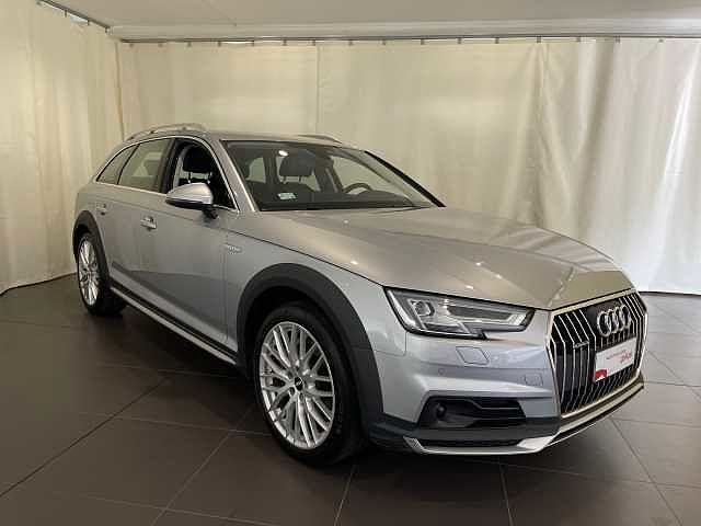 Audi A4 Allroad quattro 45 TFSI 245cv 45 TFSI 245cv Business Advanced da Centro