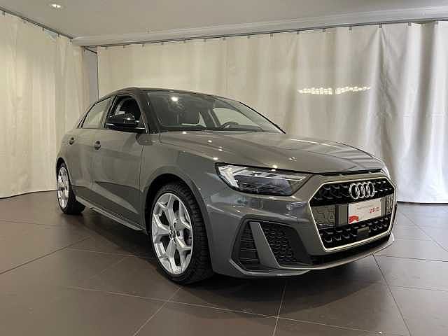 Audi A1 Sportback S tronic S line edition da Centro