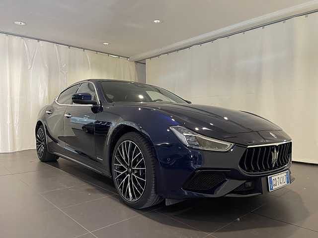 Maserati Ghibli L4 330 CV MHEV Gransport da Centro