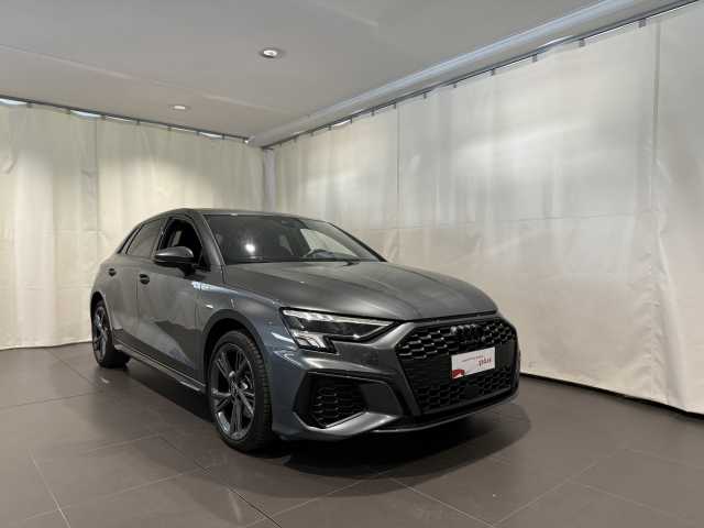 Audi A3 4ª serie SPB 40 TFSI e S tronic S line edition
