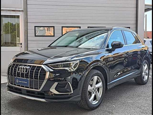 Audi Q3 35 TDI S TRONIC Business Advanced