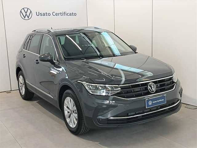 Volkswagen TIGUAN 2.0 TDI 122 CV LIFE da AUTOCOGLIATI .