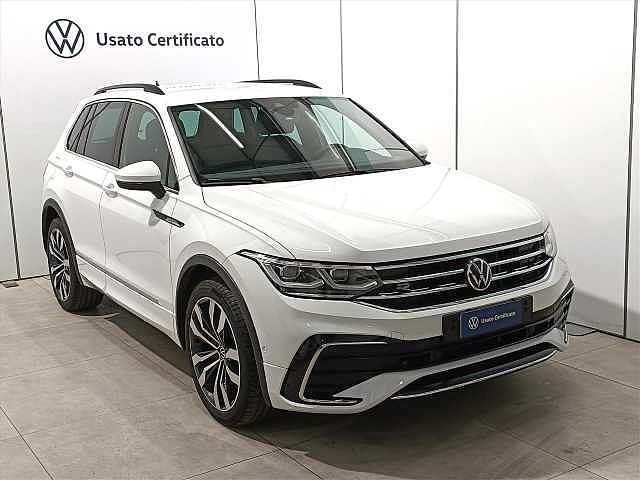 Volkswagen TIGUAN 1.5 ACT RLINE 150CV DSG da AUTOCOGLIATI .