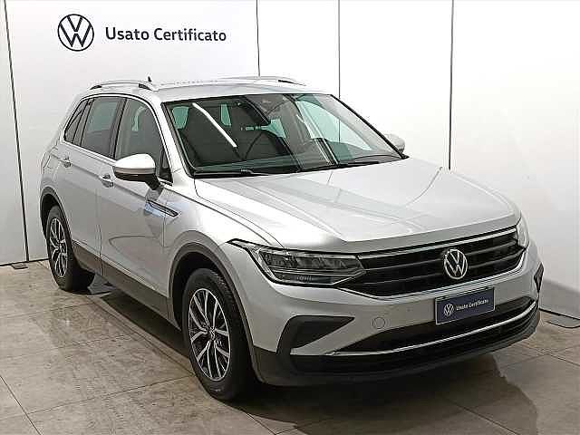 Volkswagen TIGUAN 2.0 TDI SCR LIFE 150CV DSG da AUTOCOGLIATI .