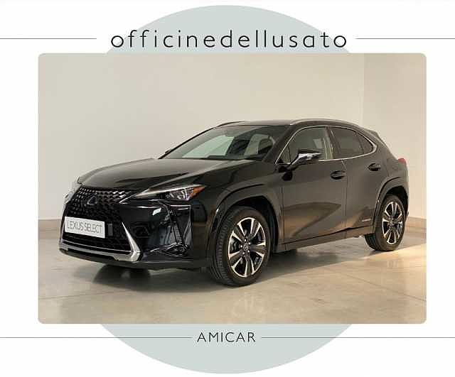 Lexus UX Hybrid 4WD Luxury da AMICAR S.R.L.