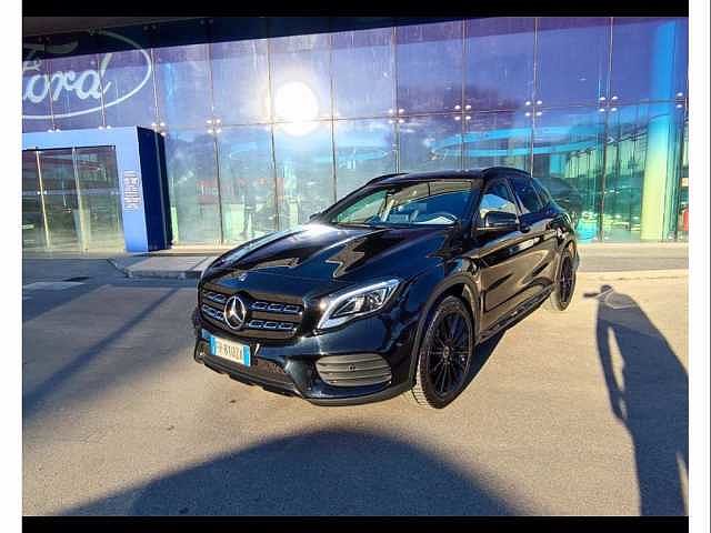 Mercedes-Benz Classe GLA Gla 200 d night edition auto