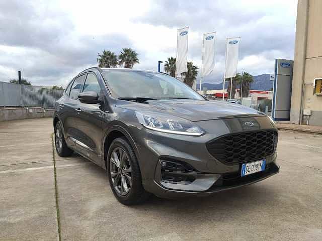 Ford Kuga 3ª serie 1.5 EcoBlue 120 CV aut. 2WD ST-Line da Due Ci .