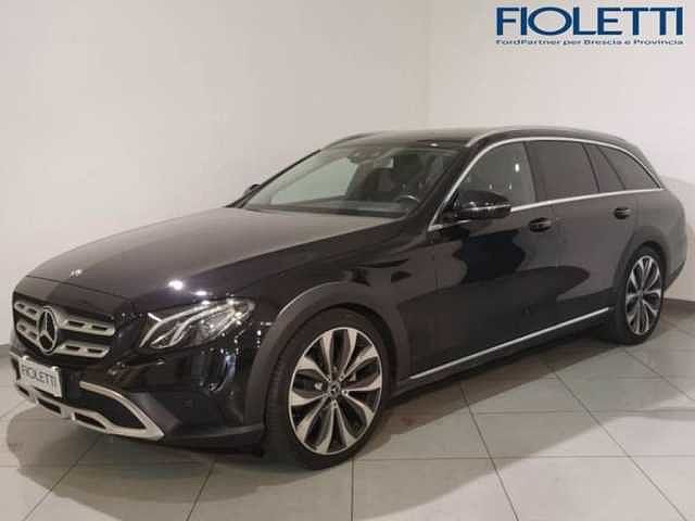 Mercedes-Benz Classe E Station Wagon E 220 d S.W. 4Matic Auto Premium Plus All-Terrain da Fioletti .