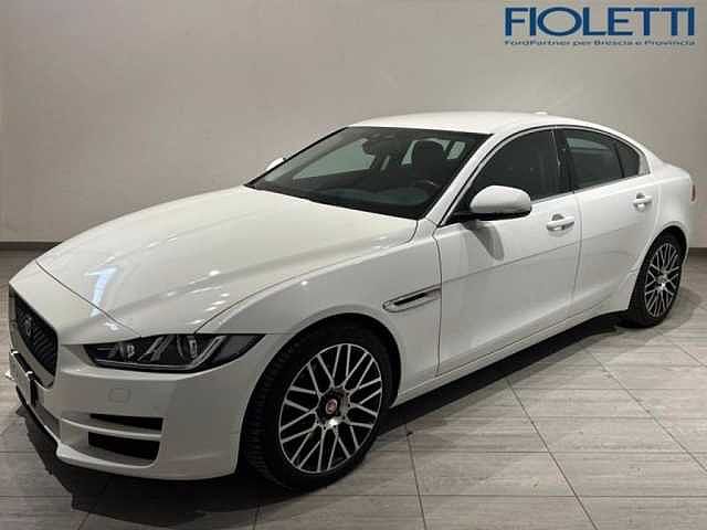 Jaguar XE 2.0 D 180 CV aut. Prestige