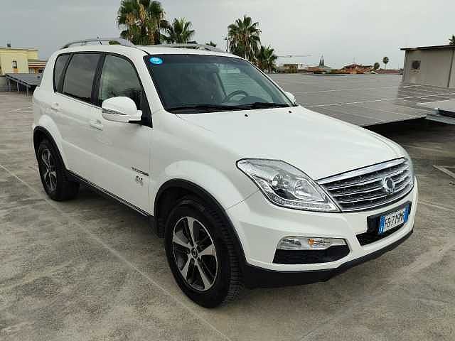 SsangYong Rexton W 2.2 Diesel 4WD M/T Plus 7 posti