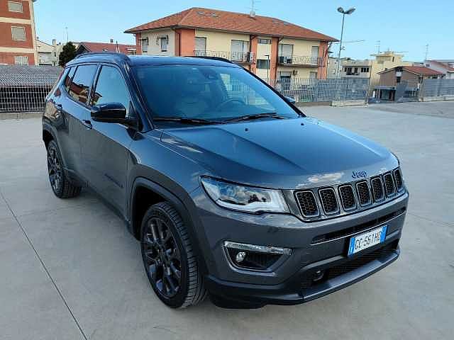 Jeep Compass 1.3 T4 240CV PHEV AT6 4xe S da Sciarra .