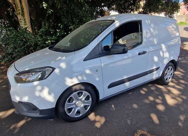 Ford Transit Courier E6 2016 Transit Courier 1.5 tdci 75cv Trend E6