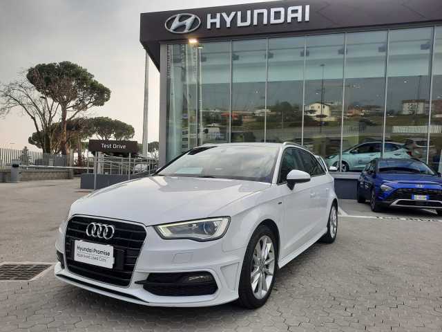 Audi A3 3ª serie SPB 1.6 TDI ultra Attraction