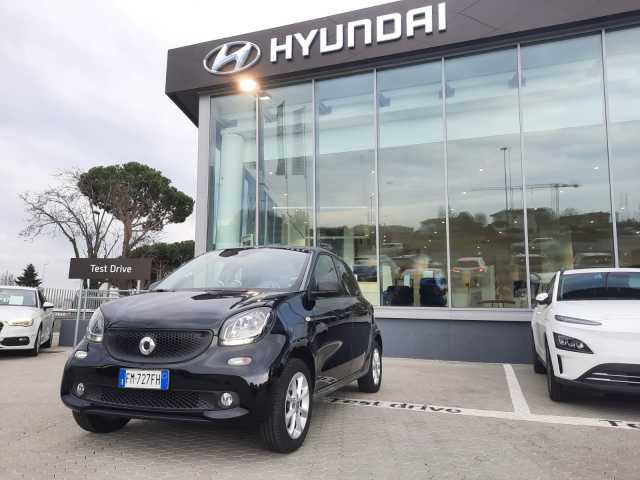 Smart forfour 2ªs. 70 1.0 Youngster da LEA CAR SRL