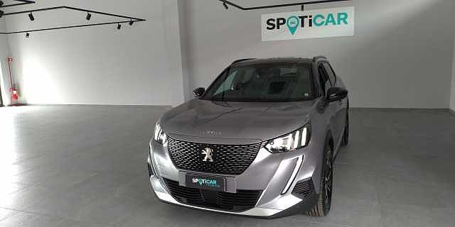 Peugeot 2008 2ª serie motore elettrico 136 CV GT